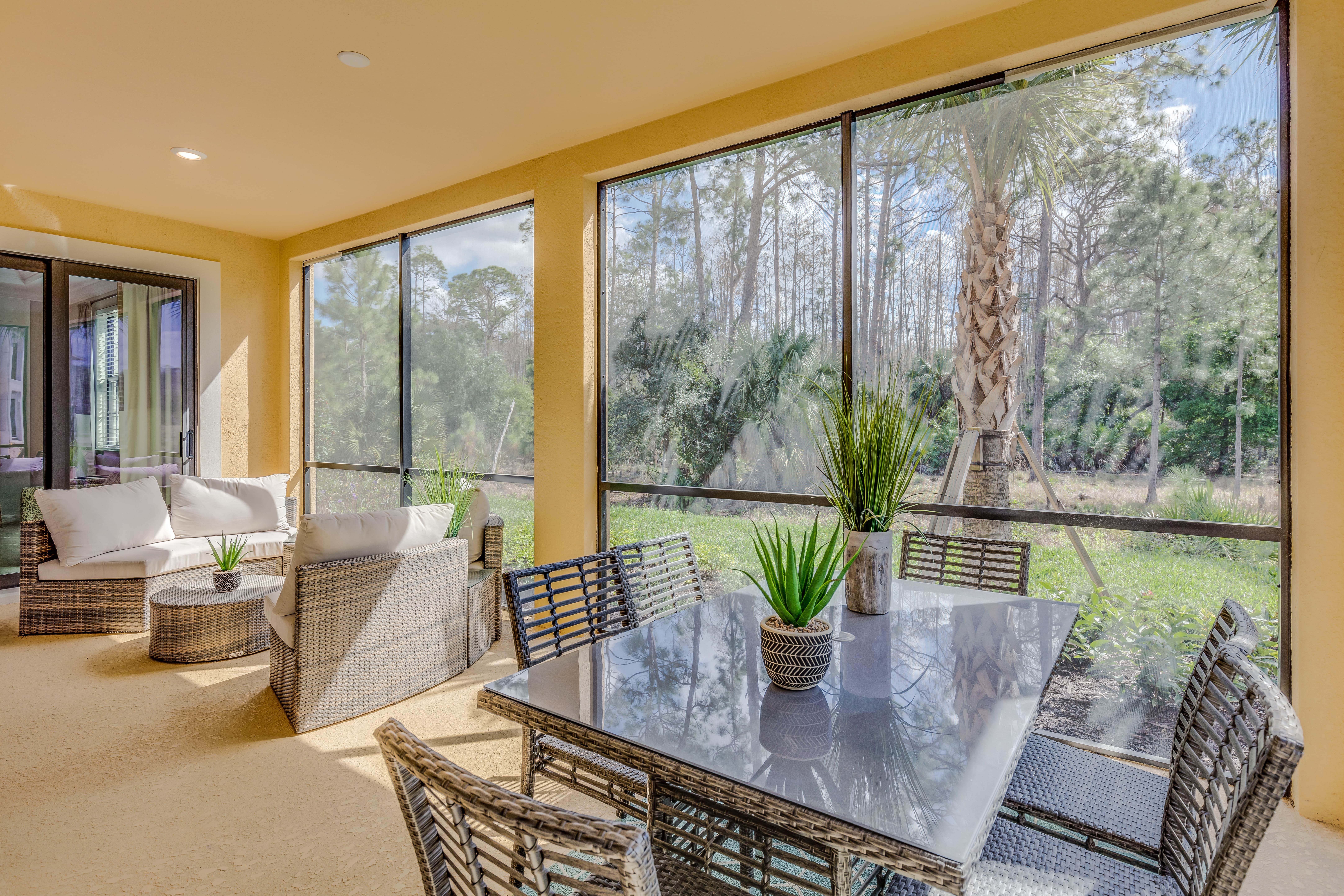 screened in living space